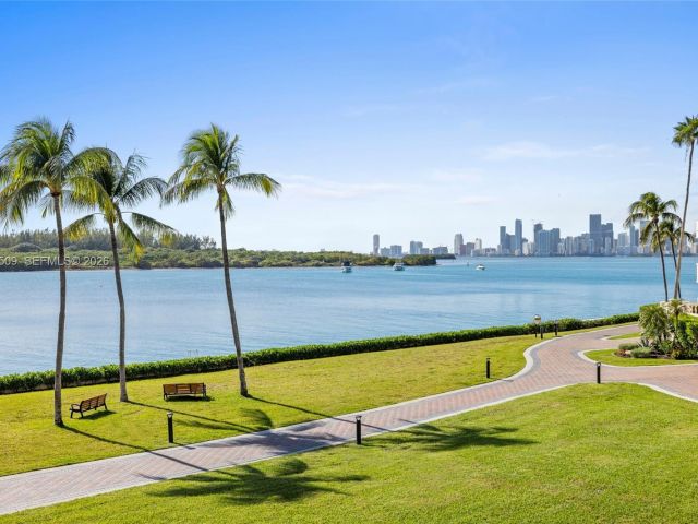 Apartment for sale  Unit #3205 - photo 7273384