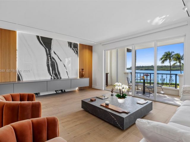 Apartment for sale  Unit #3205 - photo 7273387