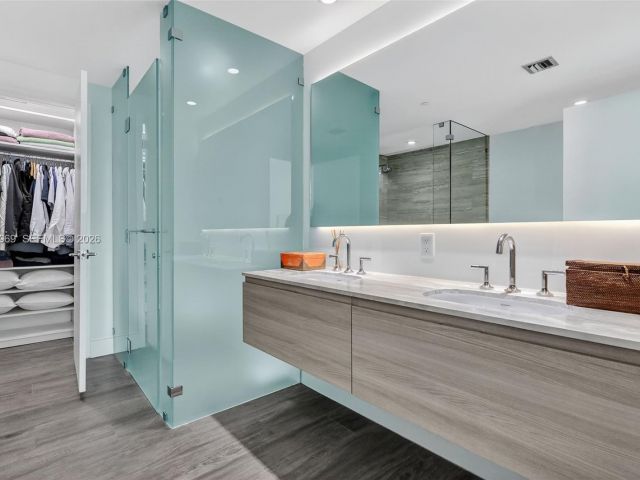 Apartment for sale  Unit #1108 - photo 7214127