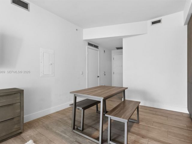 Apartment for sale  Unit #1108 - photo 7214139