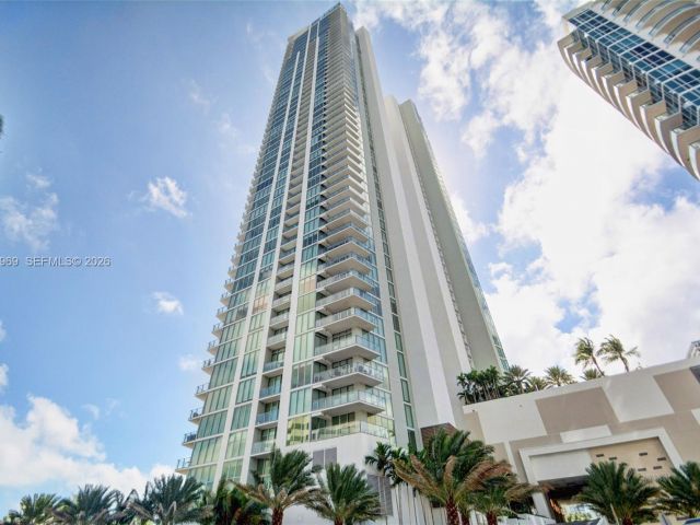 Apartment for sale  Unit #1108 - photo 7214146