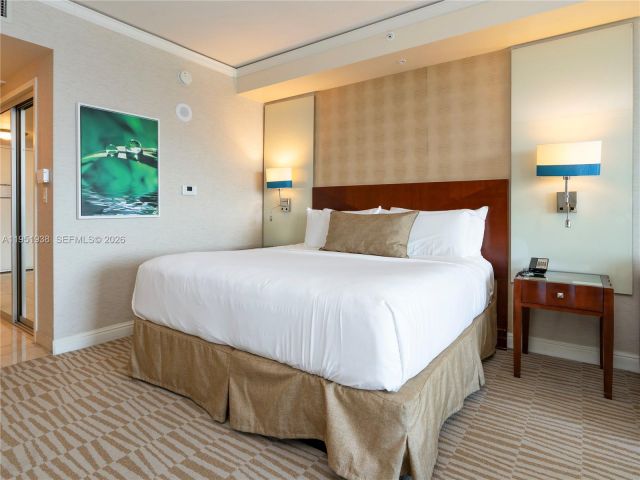 Apartment for sale  Unit #1202 - photo 7437136