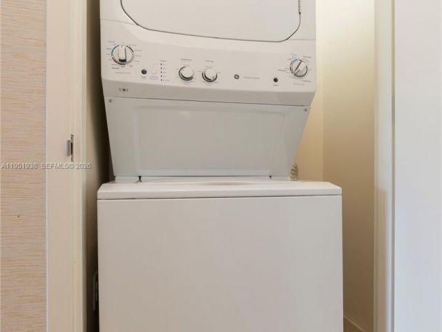 Apartment for sale  Unit #1202 - photo 7437147