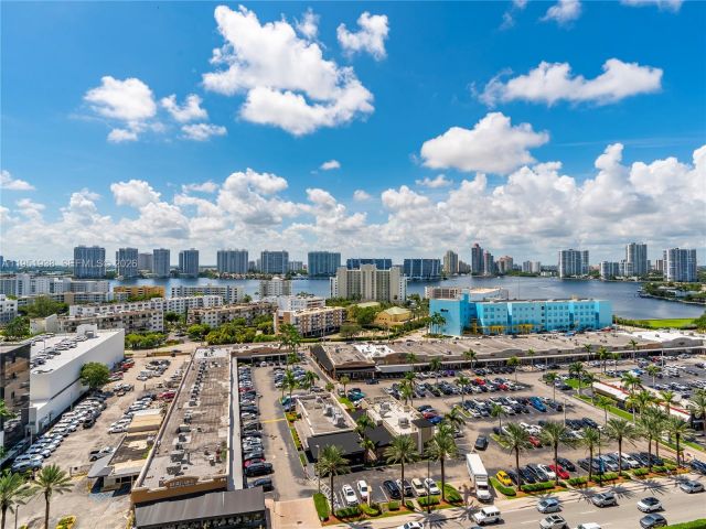 Apartment for sale  Unit #1202 - photo 7437149