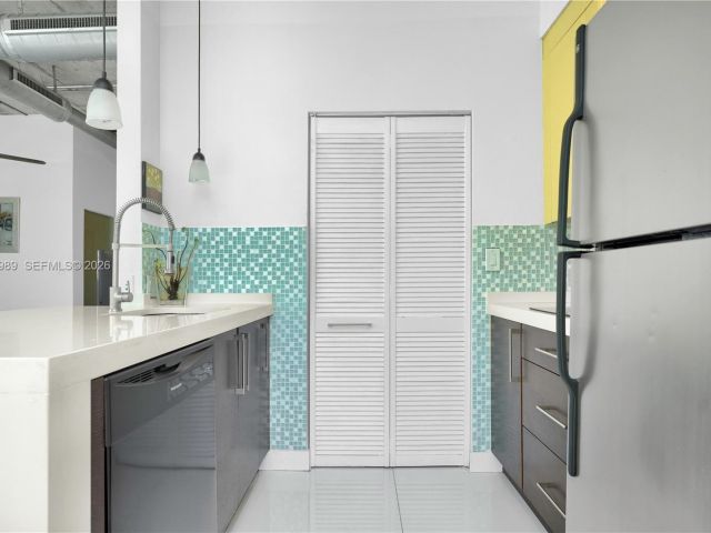 condo for sale in Miami - 2001 Biscayne Blvd 3213 - MondialRealty