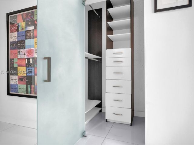 condo for sale in Miami - 2001 Biscayne Blvd 3213 - MondialRealty