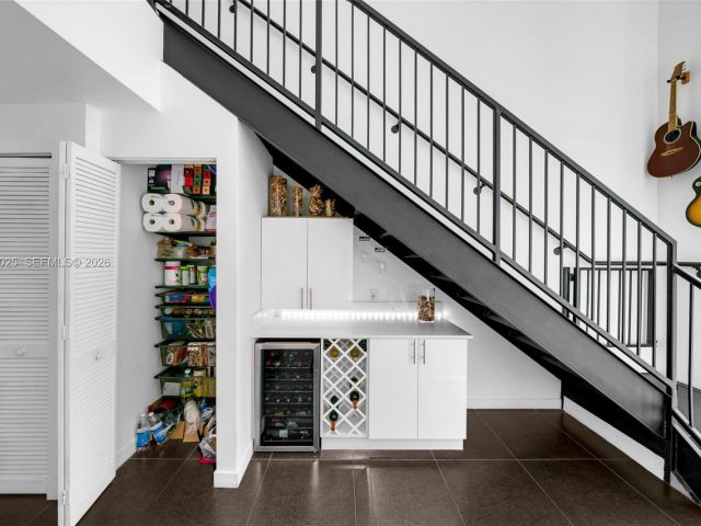 Apartment for sale  Unit #L-410 - photo 7230339