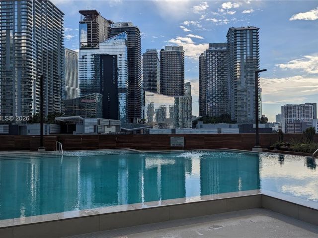 Apartment for sale  Unit #702 - photo 7229862