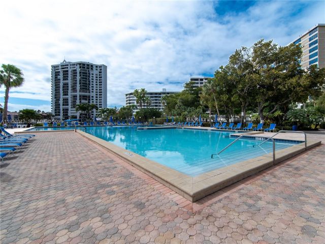 2-bedroom condo for sale in Hallandale Beach - 2500 Parkview Dr 2312 - MondialRealty