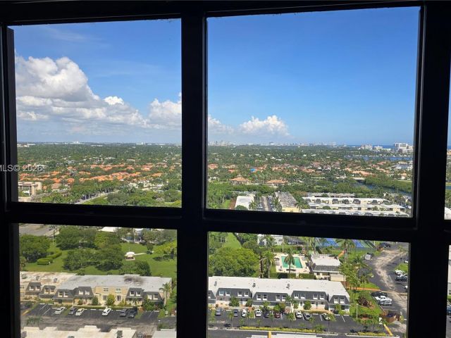 2-bedroom condo for sale in Hallandale Beach - 2500 Parkview Dr 2312 - MondialRealty
