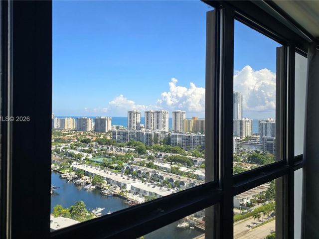 2-bedroom condo for sale in Hallandale Beach - 2500 Parkview Dr 2312 - MondialRealty