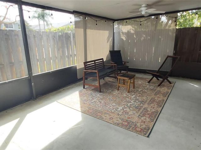 Home for rent at 4992 SW 123rd Ter 4992 - photo 7486974