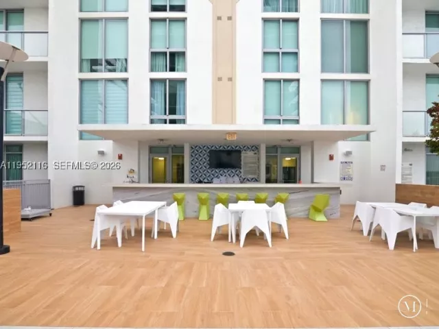 4-bedroom condo for rent in Sunny Isles Beach - 330 Sunny Isles Blvd 5-2404 - MondialRealty