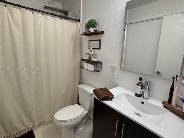 4-bedroom home for sale in Homestead - 25912 SW 139th Ct - MondialRealty