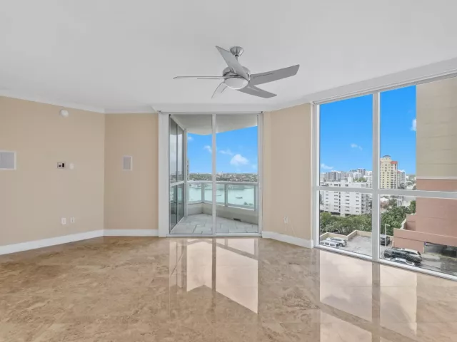 2-bedroom condo for rent in Fort Lauderdale - 101 S Fort Lauderdale Beach Boulevard 1206 - MondialRealty