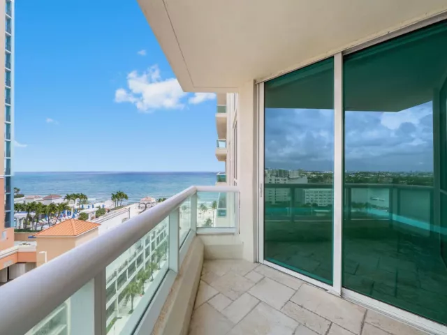 2-bedroom condo for rent in Fort Lauderdale - 101 S Fort Lauderdale Beach Boulevard 1206 - MondialRealty