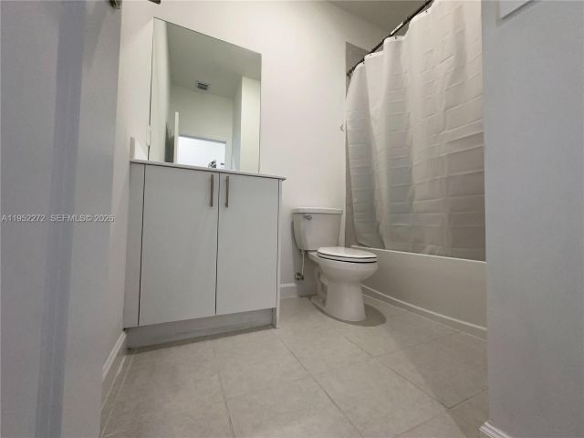 3-bedroom home for rent in Homestead - 12838 SW 243rd St 12838 - MondialRealty