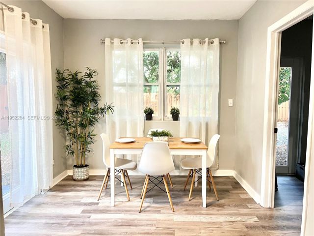 3-bedroom home for sale in Fort Lauderdale - 436 NW 15th Ave - MondialRealty