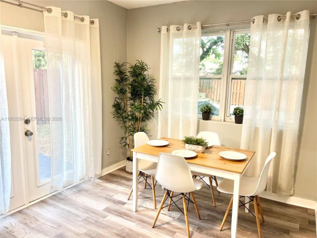 3-bedroom home for sale in Fort Lauderdale - 436 NW 15th Ave - MondialRealty