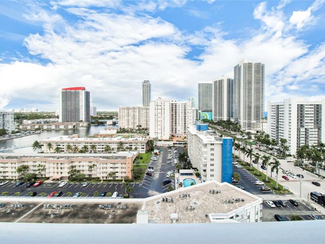 1-bedroom condo for rent in Hallandale Beach - 1945 S Ocean Dr 1410 - MondialRealty
