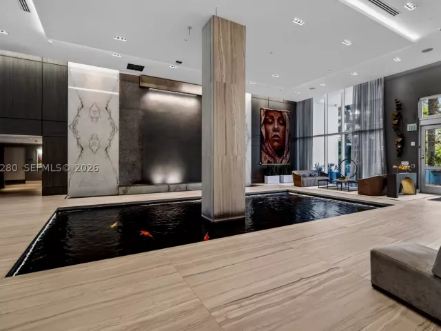 2-bedroom condo for sale in Fort Lauderdale - 333 Las Olas Way 3006 - MondialRealty