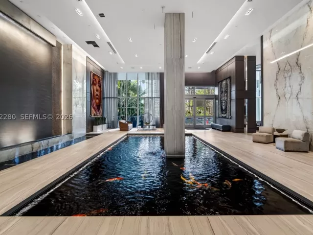 2-bedroom condo for sale in Fort Lauderdale - 333 Las Olas Way 3006 - MondialRealty