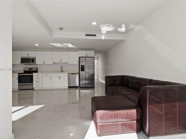 4-bedroom home for sale in Homestead - 14571 SW 261st St - MondialRealty