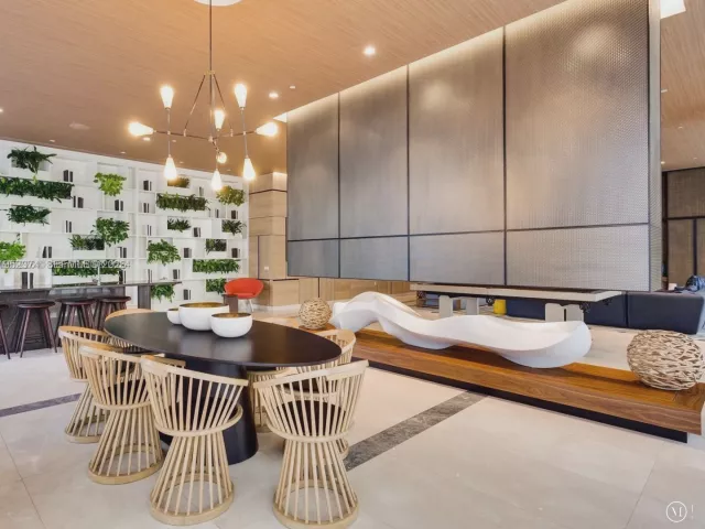 1-bedroom condo for sale in Miami - 55 SW 9th St 2305 - MondialRealty