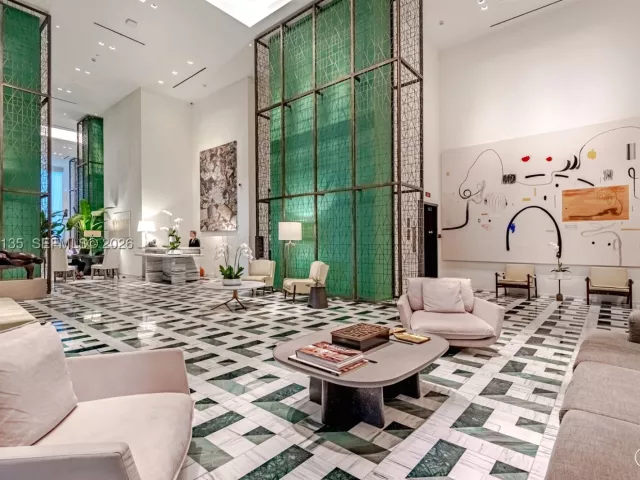 2-bedroom condo for sale in Miami - 801 S Miami Ave 3802 - MondialRealty