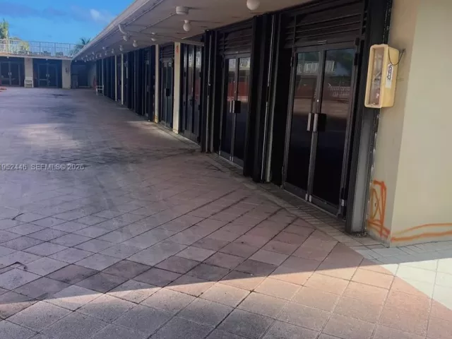 condo for sale in Bal Harbour - 9801 Collins Ave CAB6 - MondialRealty