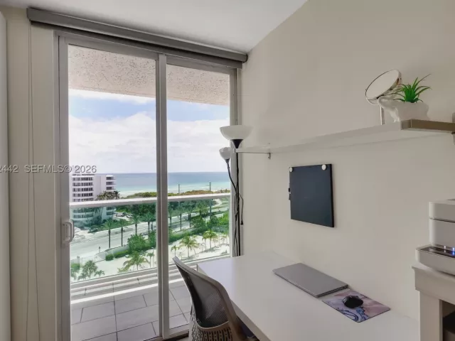 2-bedroom condo for rent in Sunny Isles Beach - 100 Bayview Dr 1008 - MondialRealty