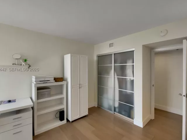 2-bedroom condo for rent in Sunny Isles Beach - 100 Bayview Dr 1008 - MondialRealty