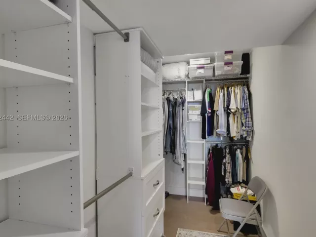 2-bedroom condo for rent in Sunny Isles Beach - 100 Bayview Dr 1008 - MondialRealty
