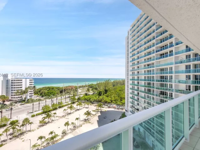 2-bedroom condo for rent in Sunny Isles Beach - 100 Bayview Dr 1008 - MondialRealty