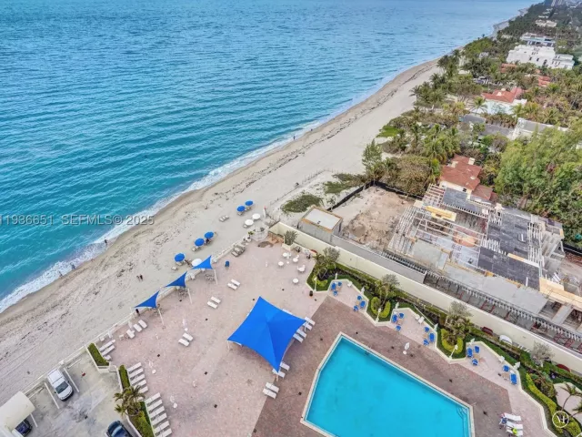 2-bedroom condo for rent in Hallandale Beach - 3180 S Ocean Dr 1709 - MondialRealty