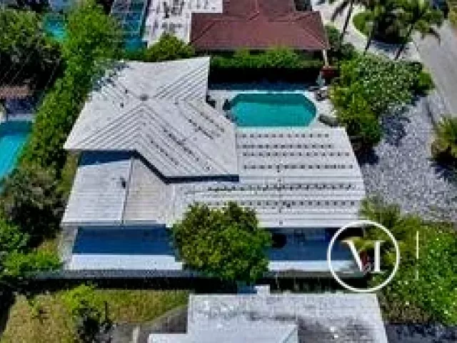 4-bedroom home for rent in Lauderdale By The Sea - 226 Corsair Avenue - MondialRealty