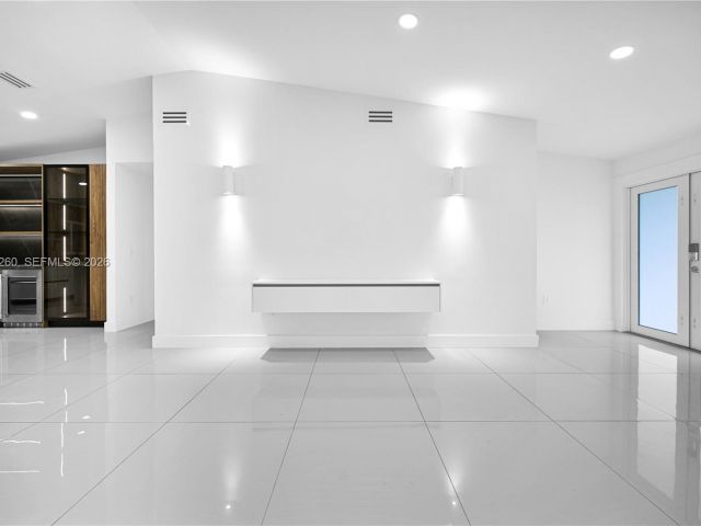 Home for sale at 13284 SW 39th Street - photo 7439345