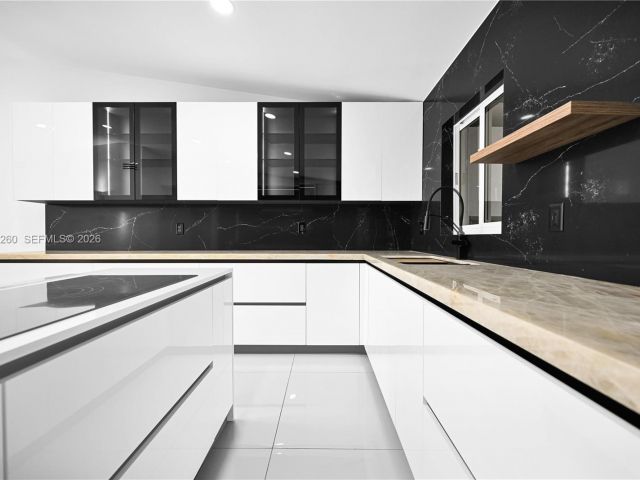 Home for sale at 13284 SW 39th Street - photo 7439353