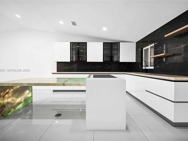 Home for sale at 13284 SW 39th Street - photo 7439354