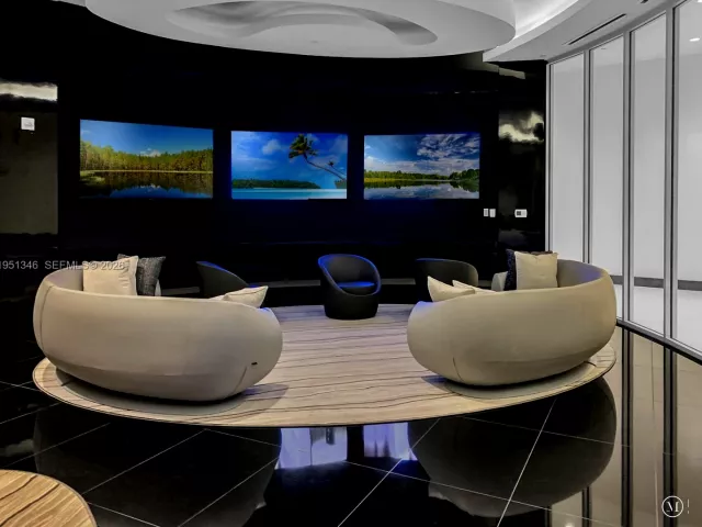 4-bedroom condo for sale in Miami - 851 NE 1st Ave 3411 - MondialRealty