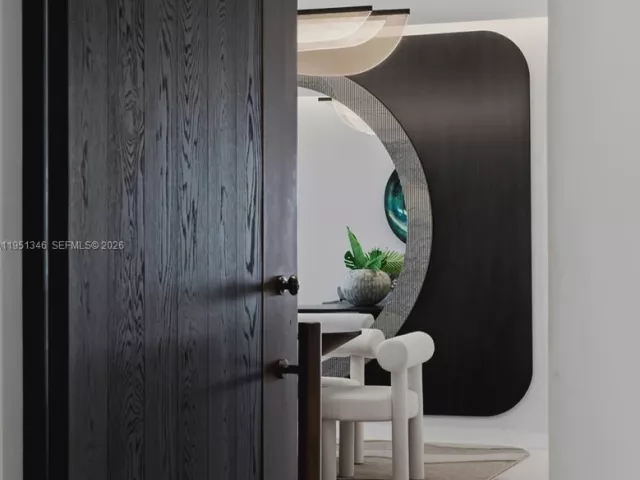 4-bedroom condo for sale in Miami - 851 NE 1st Ave 3411 - MondialRealty