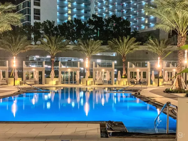 4-bedroom condo for sale in Miami - 851 NE 1st Ave 3411 - MondialRealty