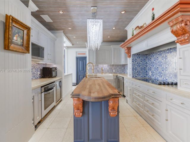 Apartment for sale  Unit #PH05 - photo 7289318