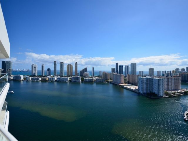 Apartment for sale  Unit #PH05 - photo 7289343