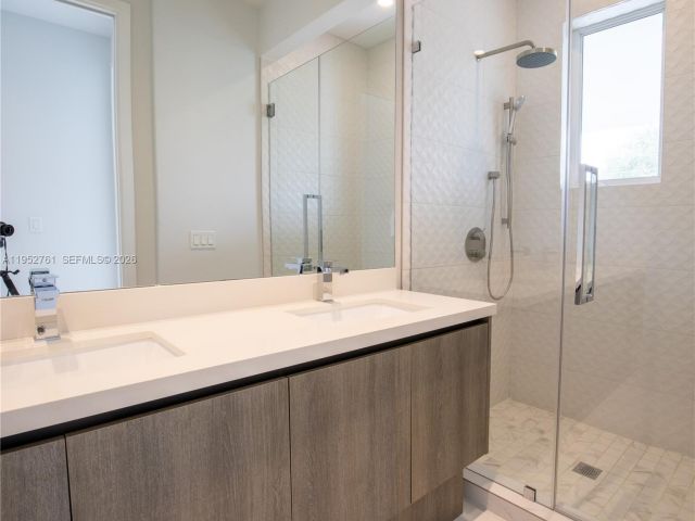 Home for sale at 3374 Day Ave #B - photo 7439507