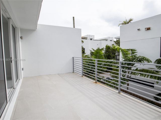 Home for sale at 3374 Day Ave #B - photo 7439513