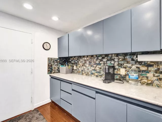 2-bedroom condo for rent in Hollywood - 2201 S Ocean Dr 608 - MondialRealty