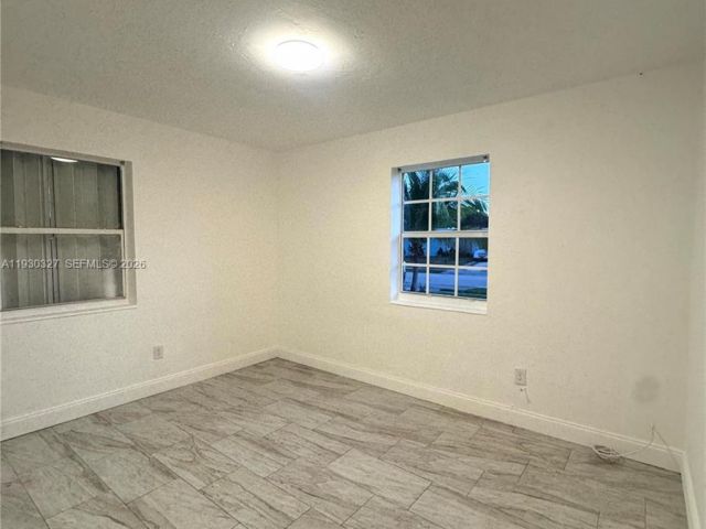 Home for rent at 1511 NE 42nd Street - photo 7478098