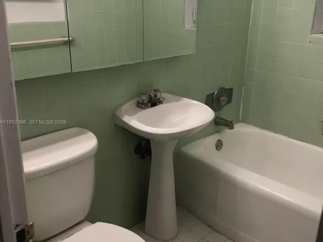 3-bedroom home for sale in Key Biscayne -  - MondialRealty