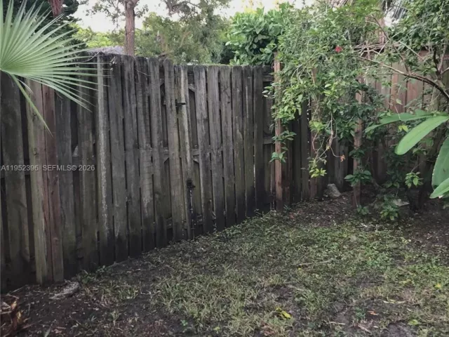 3-bedroom home for sale in Key Biscayne -  - MondialRealty